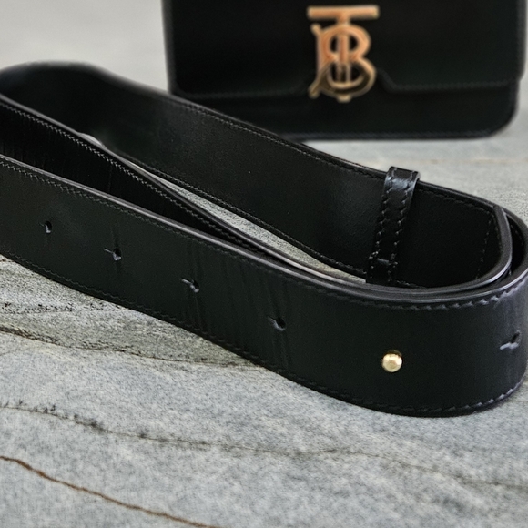 Burberry TB Belt Bag with Gold Logo Like New - Picture 11 of 11